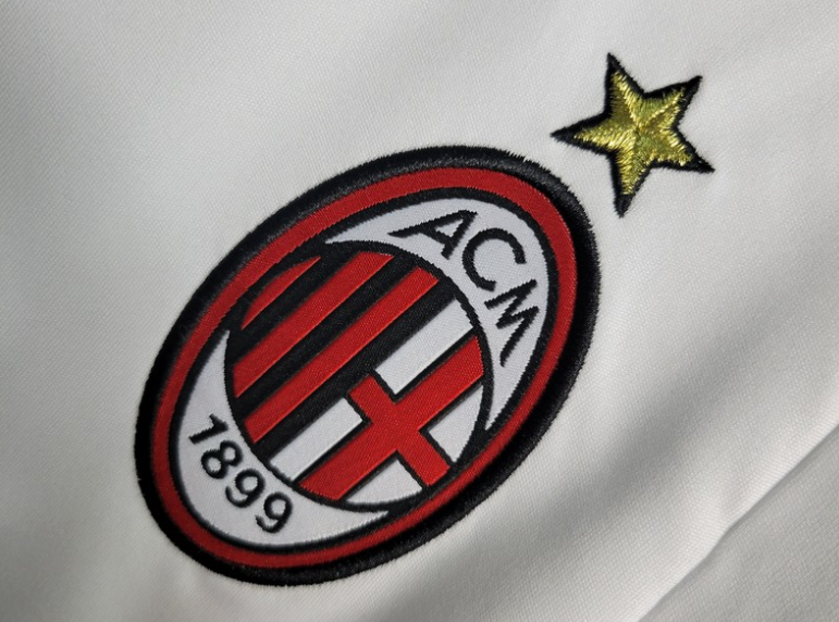Why the AC Milan 2007 Away Jersey is Still a Fan Favorite image 16