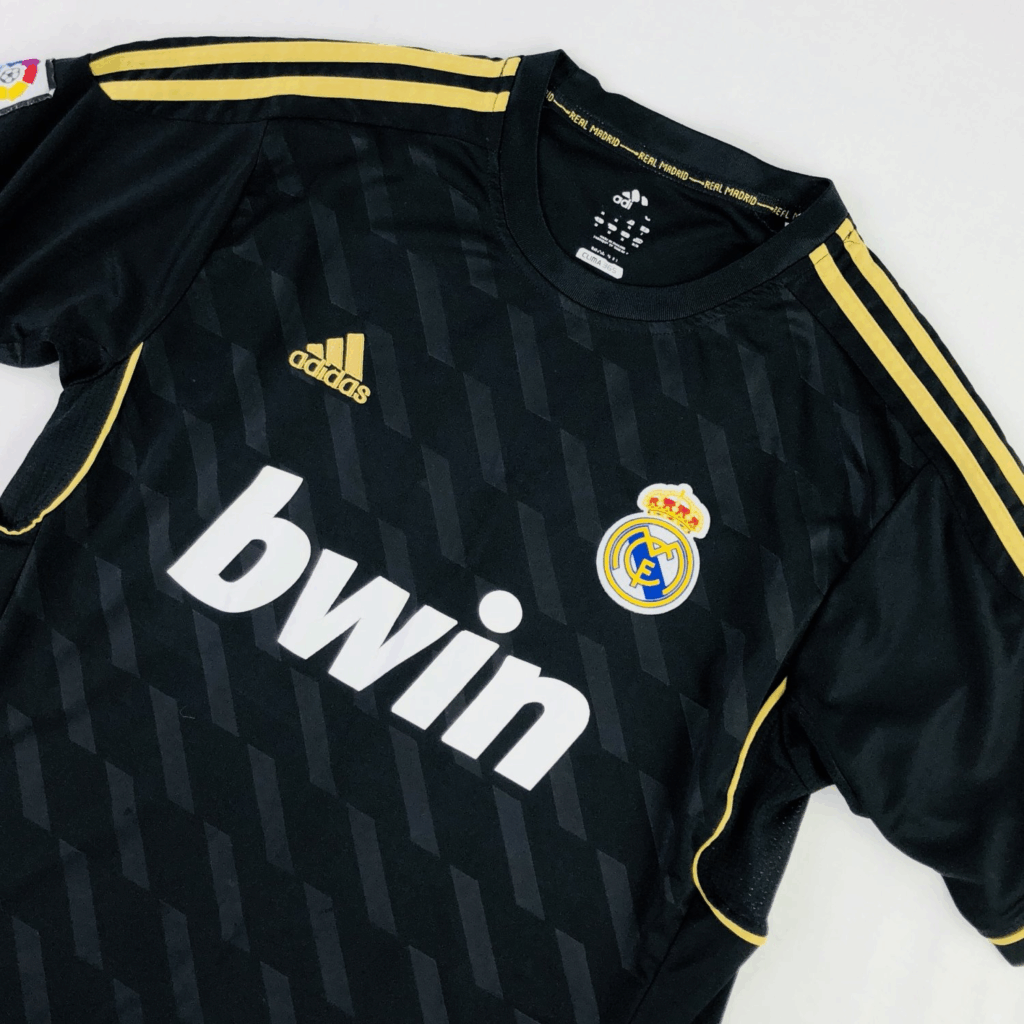 Why the Real Madrid 2011/12 Away Black-Gold Jersey Is a Timeless Classic