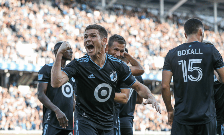 How to Wash and Care for the Minnesota United Jersey 2025? image 108