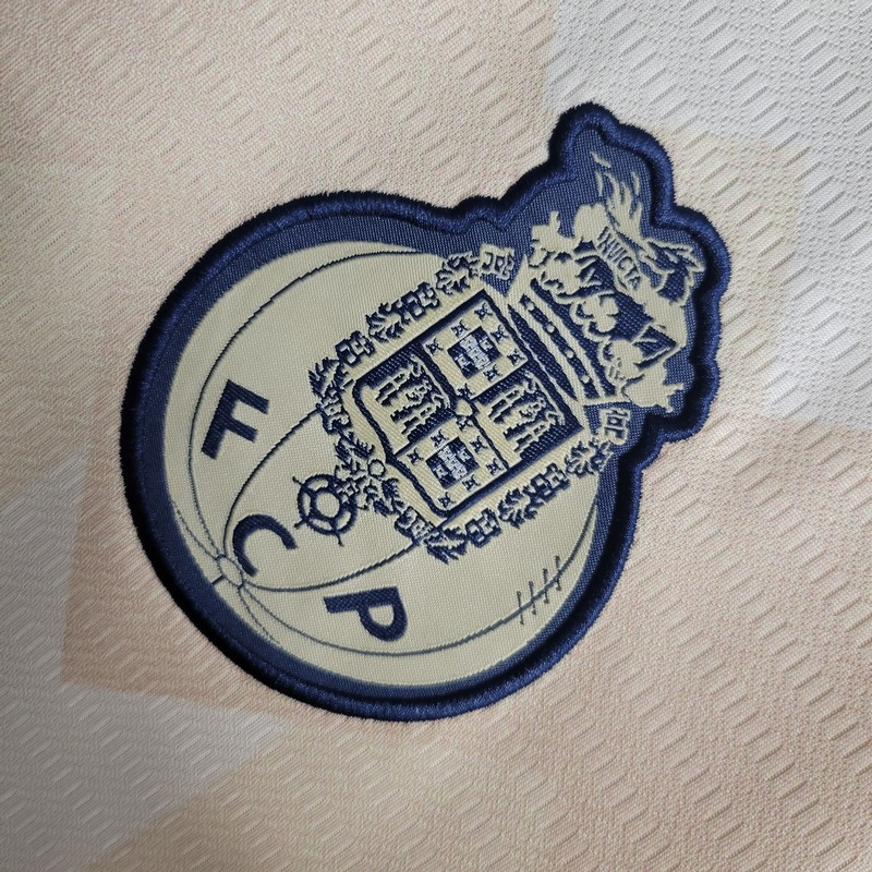 FC Porto 23/24 Away Jersey Review: Design and Collector Stories