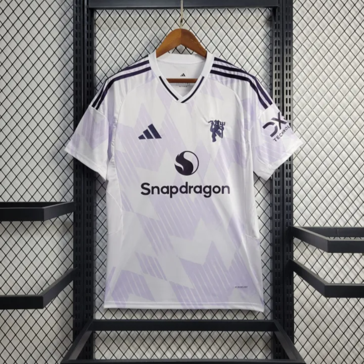 From Patches to Player Numbers: Customize Your Exclusive Soccer Jersey Now image 2