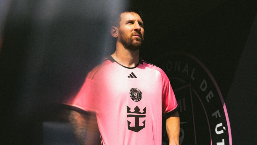 men's small messi inter jersey